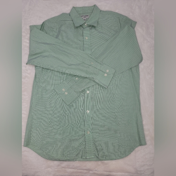 Banana Republic Green Casual Button Down Shirt - Picture 1 of 8